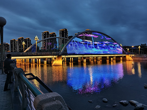 1742970194152440.jpg 定日河道亮化.jpg