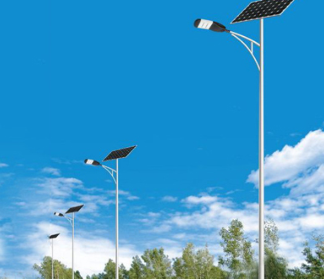 定日太阳能路灯维护时，这些细节别忽略！